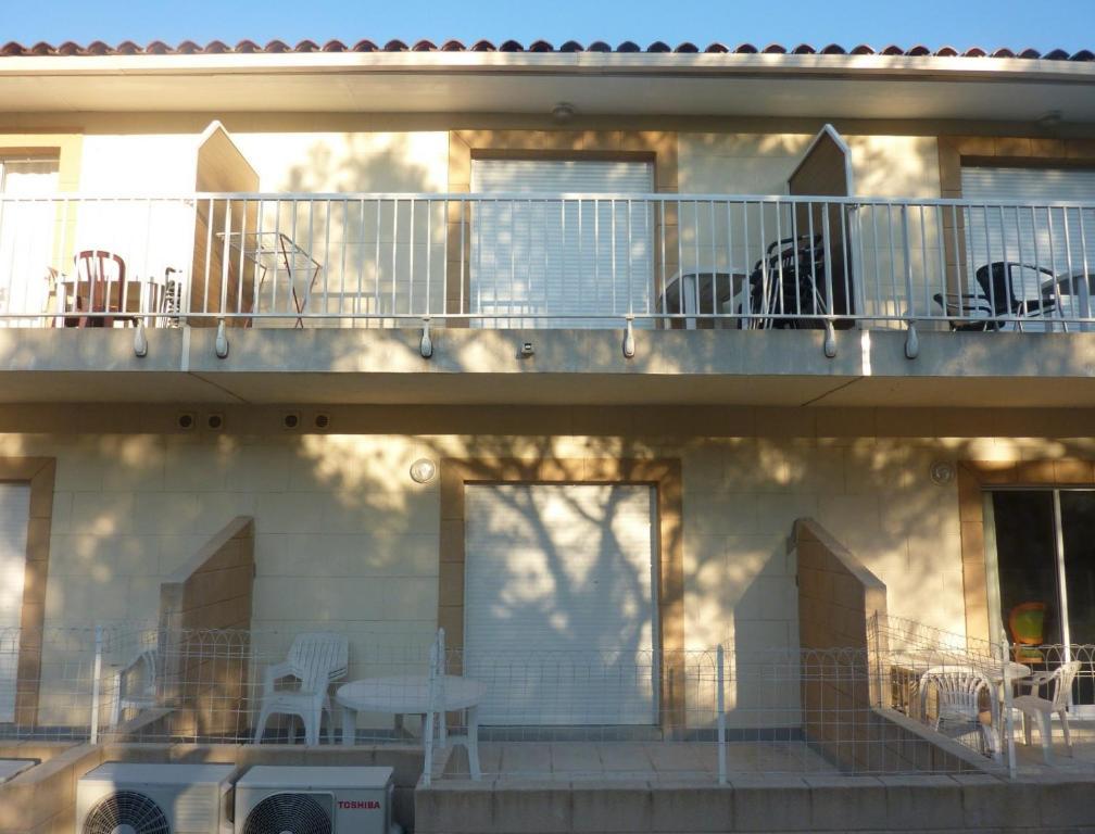 Appart'Hôtel Les Rochers Auriol Exterior foto